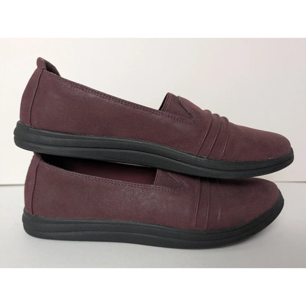 Clarks Cloud Women's Breeze Sol Slip On Flats Shoes Burgundy Size 9.5 M Comfort